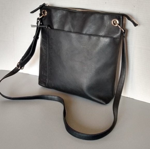Kenneth Cole Reaction Bag - Picture 1 of 11